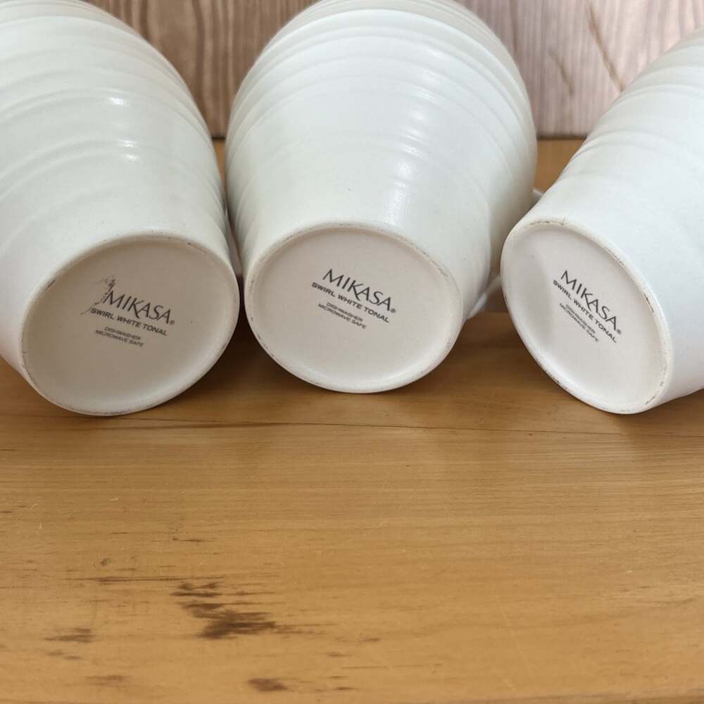 Mikasa Swirl White Tonal Set of 3 Coffee Mugs Ivory Matte Cream - Picture 5 of 8